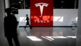 Tesla inks deal to build battery production plant in Shanghai